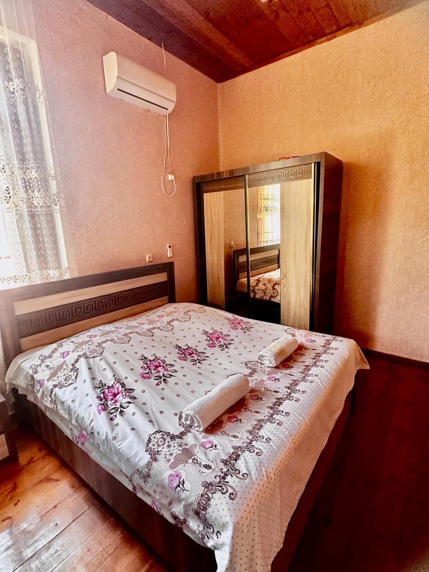 Guesthouse Kamelia Martvili Luaran gambar